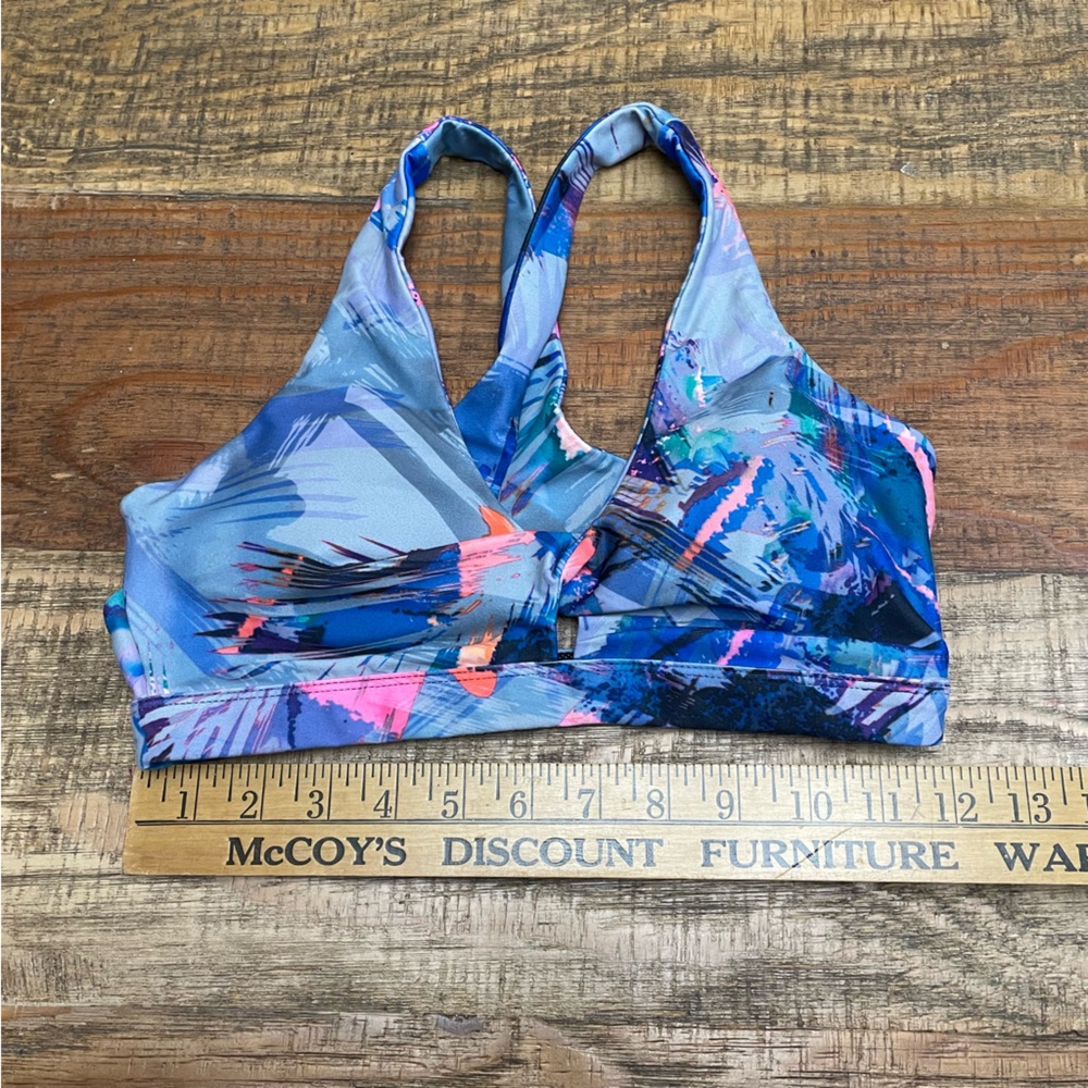 Fabletics XS Cutout Ellie Sports Bra II